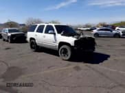 ✅ 2005 GMC Yukon SLE • VIN: 1GKEK13T35R116909 • Лот: 52206005. Опубликован ранее на Copart с пробегом Не указан. Бесплатный доступ к архиву аукционных продаж из США и подробный отчёт об истории автомобиля на DreamBid. Изображение 11.