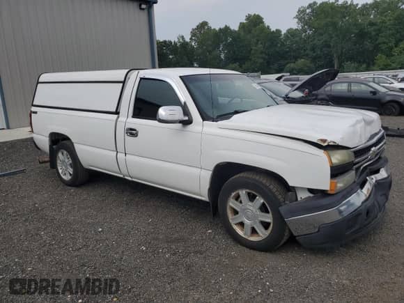 2007 Chevrolet Silverado 1500 Work Truck with VIN 1GCEC14X67Z143776, listed as a Copart auction lot 67640125 with 247,234 mi miles and Salvage title. Bid and sale history available at DreamBid. Image 4.