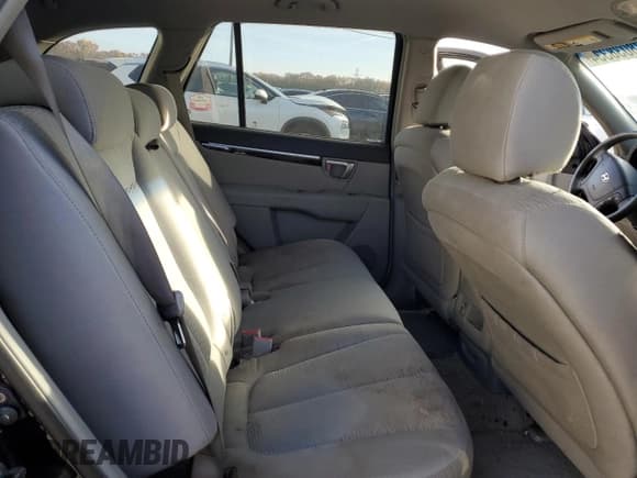 ✅ 2007 Hyundai Santa Fe GLS • VIN: 5NMSG13D37H099934 • Lot: 78038334. Listed on Copart with 118,172 mi. Free auction sales archive from the USA and detailed vehicle history report at DreamBid. Image 11.