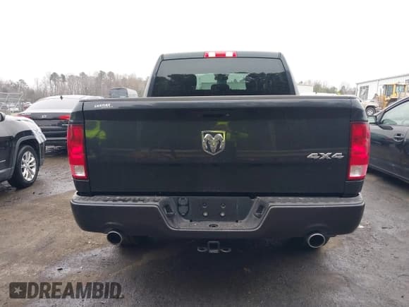 ✅ 2018 Ram 1500 Tradesman • VIN: 3C6RR7KT6JG130396 • Lot: 41206730. Listed on IAAI with 40,260 mi. Free auction sales archive from the USA and detailed vehicle history report at DreamBid. Image 16.