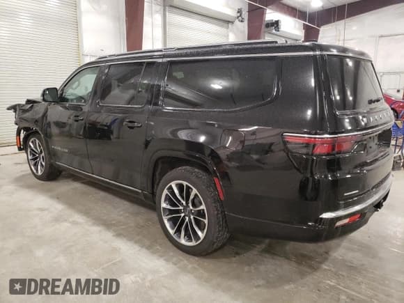 ✅ 2023 Jeep Wagoneer Series III • VIN: 1C4SJSDP0PS503082 • Lot: 77155824. Wystawiony na Copart z przebiegiem 21 774 mil. Bezpłatny archiwum sprzedaży aukcyjnych z USA i szczegółowy raport historii pojazdu na DreamBid. Zdjęcie 2.