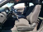 ✅ 2017 Dodge Challenger SXT • VIN: 2C3CDZAG4HH561217 • Lot: 74090864. Wystawiony na Copart z przebiegiem 76 425 mil. Bezpłatny archiwum sprzedaży aukcyjnych z USA i szczegółowy raport historii pojazdu na DreamBid. Zdjęcie 7.