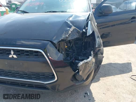 2014 Mitsubishi Outlander ES z VIN 4A4AP3AU3EE022838, wystawiony jako IAAI lot #43225809 z przebiegiem 97 328 mil mil oraz . Historia ofert i sprzedaży dostępna na DreamBid. Obrazek 6.