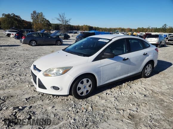 ✅ 2012 Ford Focus S • VIN: 1FAHP3E28CL156449 • Lot: 91398765. Wystawiony na Copart z przebiegiem 69 279 mil. Bezpłatny archiwum sprzedaży aukcyjnych z USA i szczegółowy raport historii pojazdu na DreamBid. Zdjęcie 1.