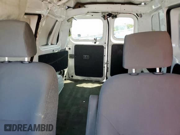 ✅ 2015 Nissan NV200 SV • VIN: 3N6CM0KN4FK733886 • Lot: 80346215. Listed on Copart with 202,654 mi. Free auction sales archive from the USA and detailed vehicle history report at DreamBid. Image 10.