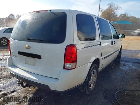 ✅ 2008 Chevrolet Uplander LS • VIN: 1GNDV23118D149290 • Лот: 43764708. Опубликован ранее на IAAI с пробегом 121 860 миль. Бесплатный доступ к архиву аукционных продаж из США и подробный отчёт об истории автомобиля на DreamBid. Изображение 4.