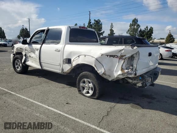 ✅ 2006 Toyota Tundra SR5 • VIN: 5TBET34196S508449 • Lot: 92501515. Listed on Copart with 308,000 mi. Free auction sales archive from the USA and detailed vehicle history report at DreamBid. Image 2.