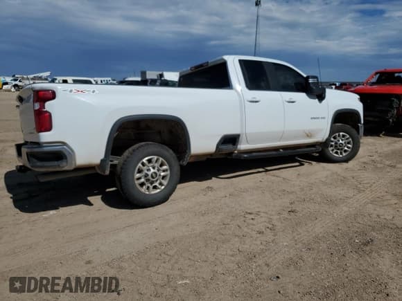 ✅ 2022 Chevrolet Silverado 2500HD LT • VIN: 1GC5YNE71NF134943 • Лот: 61940894. Опубликован ранее на Copart с пробегом 60 987 миль. Бесплатный доступ к архиву аукционных продаж из США и подробный отчёт об истории автомобиля на DreamBid. Изображение 3.
