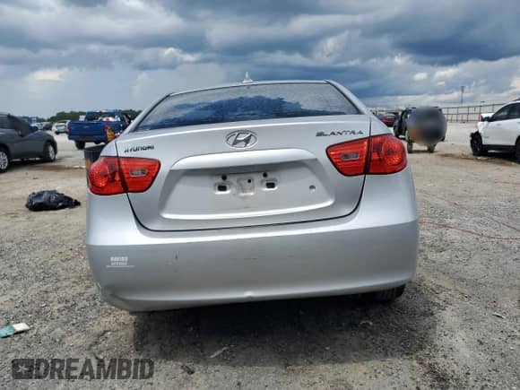 2009 Hyundai Elantra GLS z VIN KMHDU46DX9U688971, wystawiony jako Copart lot #69621965 z przebiegiem Nie podano mil oraz Szkoda całkowita • Salvage title. Historia ofert i sprzedaży dostępna na DreamBid. Obrazek 6.
