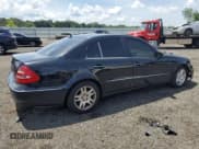 ✅ 2005 Mercedes-Benz E 320 • VIN: WDBUF65J05A647048 • Lot: 66375195. Wystawiony na Copart z przebiegiem 301 417 mil. Bezpłatny archiwum sprzedaży aukcyjnych z USA i szczegółowy raport historii pojazdu na DreamBid. Zdjęcie 3.