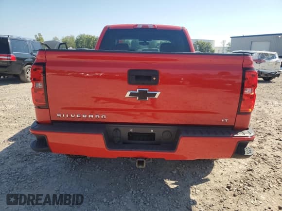 ✅ 2016 Chevrolet Silverado 1500 LT • VIN: 1GCVKREC8GZ157286 • Лот: 71352194. Опубликован ранее на Copart с пробегом 39 541 миль. Бесплатный доступ к архиву аукционных продаж из США и подробный отчёт об истории автомобиля на DreamBid. Изображение 6.