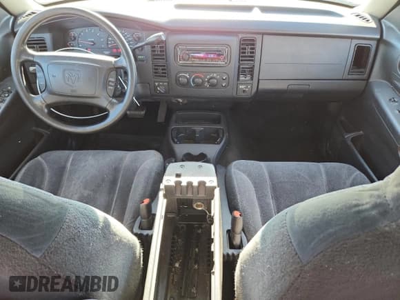 ✅ 2004 Dodge Dakota SLT • VIN: 1D7HG42N24S552677 • Lot: 90139015. Listed on Copart with 172,984 mi. Free auction sales archive from the USA and detailed vehicle history report at DreamBid. Image 8.