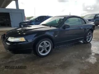 ✅ 2000 Ford Mustang GT • VIN: 1FAFP42X1YF299634 • Lot: 64472905. Listed on Copart with 125,163 mi. Free auction sales archive from the USA and detailed vehicle history report at DreamBid. Image 1.