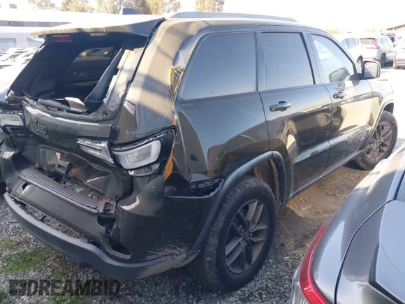 ✅ 2016 Jeep Grand Cherokee Laredo • VIN: 1C4RJEAG6GC441735 • Лот: 41382144. Опубликован ранее на IAAI с пробегом 104 260 миль. Бесплатный доступ к архиву аукционных продаж из США и подробный отчёт об истории автомобиля на DreamBid. Изображение 4.