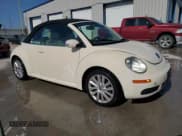✅ 2008 Volkswagen Beetle SE • VIN: 3VWRF31Y08M409844 • Lot: 85134255. Wystawiony na Copart z przebiegiem 78 362 mil. Bezpłatny archiwum sprzedaży aukcyjnych z USA i szczegółowy raport historii pojazdu na DreamBid. Zdjęcie 4.