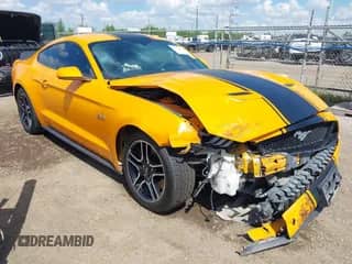 2018 Ford Mustang GT с VIN 1FA6P8CF4J5110385, выставлен на аукционе IAAI как лот 43323935 с пробегом 124 436 миль миль и . История ставок и продаж доступна на DreamBid. Изображение 1.