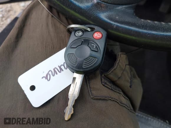 ✅ 2010 Ford Fusion SEL • VIN: 3FAHP0CG0AR186797 • Lot: 42745810. Listed on IAAI with 177,075 mi. Free auction sales archive from the USA and detailed vehicle history report at DreamBid. Image 11.