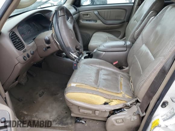 ✅ 2002 Toyota Sequoia Limited • VIN: 5TDBT48A82S062105 • Лот: 71801885. Опубликован ранее на Copart с пробегом 355 532 миль. Бесплатный доступ к архиву аукционных продаж из США и подробный отчёт об истории автомобиля на DreamBid. Изображение 7.