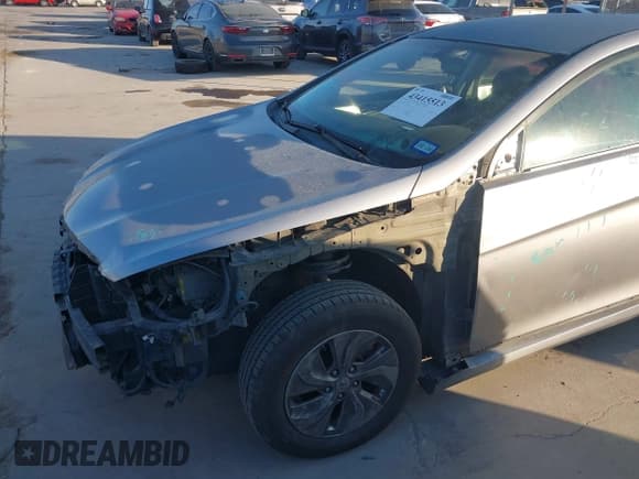 ✅ 2014 Hyundai Sonata • VIN: KMHEC4A40EA117192 • Lot: 43415513. Listed on IAAI with 117,638 mi. Free auction sales archive from the USA and detailed vehicle history report at DreamBid. Image 6.