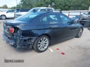 ✅ 2011 BMW 3 Series 328i • VIN: WBAPH7C50BE461029 • Lot: 43210035. Wystawiony na IAAI z przebiegiem 214 534 mil. Bezpłatny archiwum sprzedaży aukcyjnych z USA i szczegółowy raport historii pojazdu na DreamBid. Zdjęcie 4.