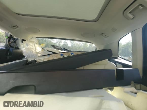 ✅ 2025 Volvo XC60 Ultra • VIN: YV4H60RM3S1054510 • Lot: 85726705. Listed on Copart with Not provided. Free auction sales archive from the USA and detailed vehicle history report at DreamBid. Image 10.