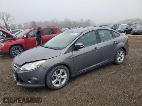 ✅ 2014 Ford Focus SE • VIN: 1FADP3F22EL449067 • Лот: 93537665. Опубликован ранее на Copart с пробегом 150 864 миль. Бесплатный доступ к архиву аукционных продаж из США и подробный отчёт об истории автомобиля на DreamBid. Изображение 1.