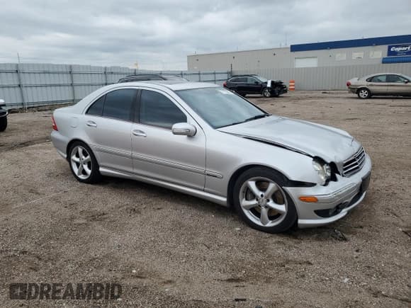 ✅ 2005 Mercedes-Benz C 230 Kompressor • VIN: WDBRF40J95F599392 • Lot: 71173385. Listed on Copart with 66,922 mi. Free auction sales archive from the USA and detailed vehicle history report at DreamBid. Image 4.