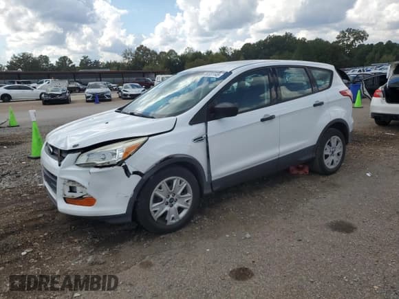 ✅ 2015 Ford Escape S • VIN: 1FMCU0F79FUC65938 • Lot: 85581145. Listed on Copart with 137,949 mi. Free auction sales archive from the USA and detailed vehicle history report at DreamBid. Image 1.