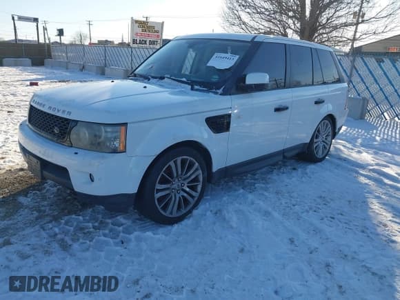 ✅ 2011 Land Rover Range Rover Sport HSE Lux • VIN: SALSK2D42BA715153 • Lot: 41649413. Listed on IAAI with Not provided. Free auction sales archive from the USA and detailed vehicle history report at DreamBid. Image 2.