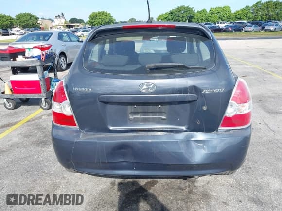 ✅ 2010 Hyundai Accent SE • VIN: KMHCN3AC1AU172732 • Лот: 42560899. Опубликован ранее на IAAI с пробегом 68 852 миль. Бесплатный доступ к архиву аукционных продаж из США и подробный отчёт об истории автомобиля на DreamBid. Изображение 6.