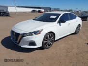 ✅ 2019 Nissan Altima SR • VIN: 1N4BL4CV1KC108181 • Лот: 43509368. Опубликован ранее на IAAI с пробегом 133 852 миль. Бесплатный доступ к архиву аукционных продаж из США и подробный отчёт об истории автомобиля на DreamBid. Изображение 2.