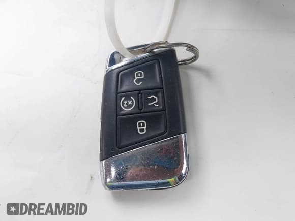 ✅ 2022 Volkswagen Atlas SE • VIN: 1V2KE2CA0NC212184 • Lot: 43432721. Wystawiony na IAAI z przebiegiem 77 297 mil. Bezpłatny archiwum sprzedaży aukcyjnych z USA i szczegółowy raport historii pojazdu na DreamBid. Zdjęcie 11.