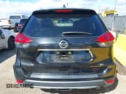 ✅ 2017 Nissan Rogue SV • VIN: 5N1AT2MT3HC806058 • Lot: 41745734. Wystawiony na IAAI z przebiegiem 47 246 mil. Bezpłatny archiwum sprzedaży aukcyjnych z USA i szczegółowy raport historii pojazdu na DreamBid. Zdjęcie 16.