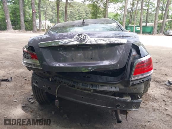 ✅ 2013 Buick LaCrosse Leather • VIN: 1G4GC5E31DF123570 • Lot: 42222947. Wystawiony na IAAI z przebiegiem 122 462 mil. Bezpłatny archiwum sprzedaży aukcyjnych z USA i szczegółowy raport historii pojazdu na DreamBid. Zdjęcie 17.