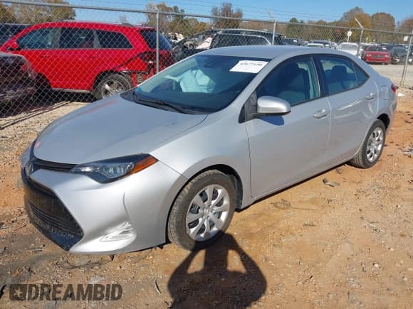 ✅ 2018 Toyota Corolla LE • VIN: 2T1BURHE3JC106399 • Lot: 43677190. Listed on IAAI with 89,728 mi. Free auction sales archive from the USA and detailed vehicle history report at DreamBid. Image 2.