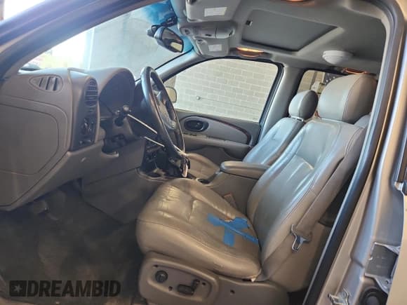 ✅ 2004 Oldsmobile Bravada • VIN: 1GHDT13S742273016 • Lot: 91910455. Listed on Copart with 238,873 mi. Free auction sales archive from the USA and detailed vehicle history report at DreamBid. Image 7.