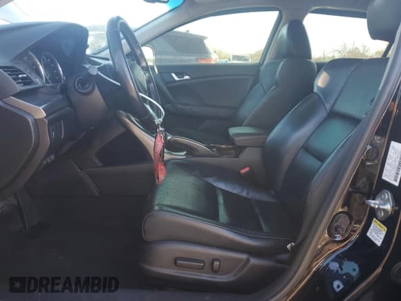 ✅ 2012 Acura TSX • VIN: JH4CU2F49CC000555 • Lot: 92471885. Listed on Copart with 153,500 mi. Free auction sales archive from the USA and detailed vehicle history report at DreamBid. Image 7.