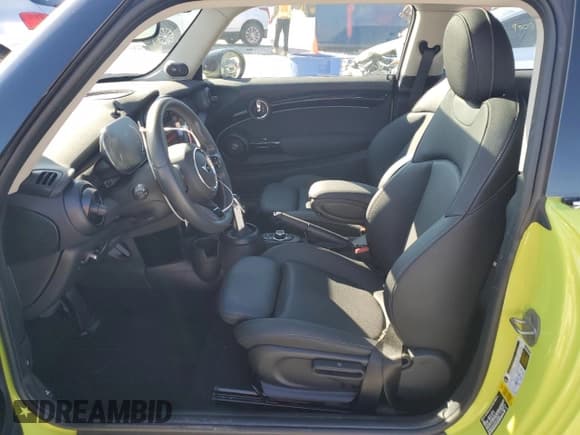 ✅ 2024 MINI Hardtop Cooper S • VIN: WMW53DH07R2V50304 • Lot: 45491235. Listed on Copart with 6,740 mi. Free auction sales archive from the USA and detailed vehicle history report at DreamBid. Image 7.