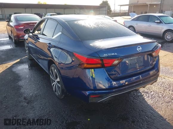 ✅ 2022 Nissan Altima SR • VIN: 1N4BL4CW7NN319211 • Lot: 43460747. Wystawiony na IAAI z przebiegiem 114 708 mil. Bezpłatny archiwum sprzedaży aukcyjnych z USA i szczegółowy raport historii pojazdu na DreamBid. Zdjęcie 3.