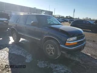 ✅ 2001 Chevrolet Blazer LT • VIN: 1GNDT13WX12144330 • Lot: 88632755. Wystawiony na Copart z przebiegiem 137 766 mil. Bezpłatny archiwum sprzedaży aukcyjnych z USA i szczegółowy raport historii pojazdu na DreamBid. Zdjęcie 4.