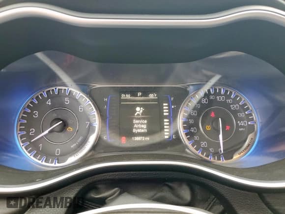 ✅ 2015 Chrysler 200 Limited • VIN: 1C3CCCABXFN673612 • Lot: 53921405. Listed on Copart with 138,872 mi. Free auction sales archive from the USA and detailed vehicle history report at DreamBid. Image 9.