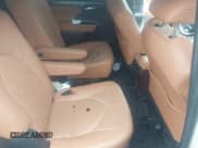 ✅ 2020 Toyota Highlander Platinum • VIN: 5TDFZRBH8LS019792 • Lot: 42990155. Listed on IAAI with 43,124 mi. Free auction sales archive from the USA and detailed vehicle history report at DreamBid. Image 8.