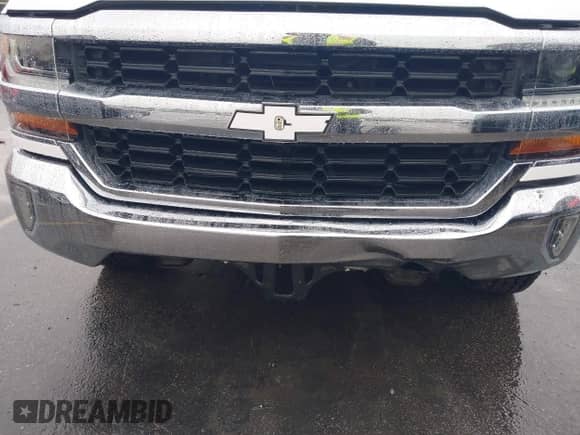2018 Chevrolet Silverado 1500 LT с VIN 3GCPCREC0JG135232, выставлен на аукционе IAAI как лот 43527006 с пробегом 29 715 миль миль и . История ставок и продаж доступна на DreamBid. Изображение 6.