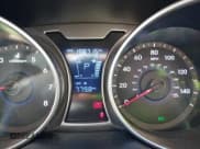 ✅ 2012 Hyundai Veloster w/Gray Int • VIN: KMHTC6AD7CU028072 • Lot: 41531772. Wystawiony na IAAI z przebiegiem 198 715 mil. Bezpłatny archiwum sprzedaży aukcyjnych z USA i szczegółowy raport historii pojazdu na DreamBid. Zdjęcie 7.