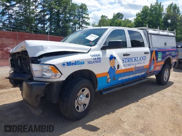 ✅ 2018 Ram 2500 Tradesman • VIN: 3C7WR5HJ6JG217241 • Лот: 42639759. Опубликован ранее на IAAI с пробегом 158 789 миль. Бесплатный доступ к архиву аукционных продаж из США и подробный отчёт об истории автомобиля на DreamBid. Изображение 2.