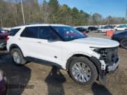 ✅ 2022 Ford Explorer King Ranch • VIN: 1FM5K8LC4NGC02872 • Lot: 41890290. Wystawiony na IAAI z przebiegiem 46 646 mil. Bezpłatny archiwum sprzedaży aukcyjnych z USA i szczegółowy raport historii pojazdu na DreamBid. Zdjęcie 14.