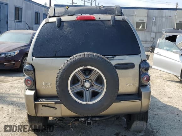 ✅ 2003 Jeep Liberty Renegade • VIN: 1J4GL38K23W678970 • Лот: 64883945. Опубликован ранее на Copart с пробегом 170 497 миль. Бесплатный доступ к архиву аукционных продаж из США и подробный отчёт об истории автомобиля на DreamBid. Изображение 6.