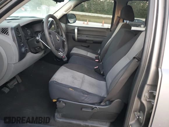 ✅ 2007 Chevrolet Silverado 1500 LS • VIN: 2GCEC13C371721775 • Lot: 74995094. Listed on Copart with 245,759 mi. Free auction sales archive from the USA and detailed vehicle history report at DreamBid. Image 7.