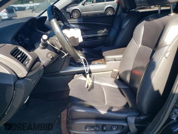 ✅ 2014 Acura RLX Technology • VIN: JH4KC1F52EC003785 • Lot: 70974324. Listed on Copart with 135,080 mi. Free auction sales archive from the USA and detailed vehicle history report at DreamBid. Image 7.