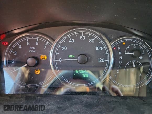 ✅ 2005 Buick LaCrosse CX • VIN: 2G4WC532451253115 • Лот: 94600245. Опубликован ранее на Copart с пробегом 167 054 миль. Бесплатный доступ к архиву аукционных продаж из США и подробный отчёт об истории автомобиля на DreamBid. Изображение 9.